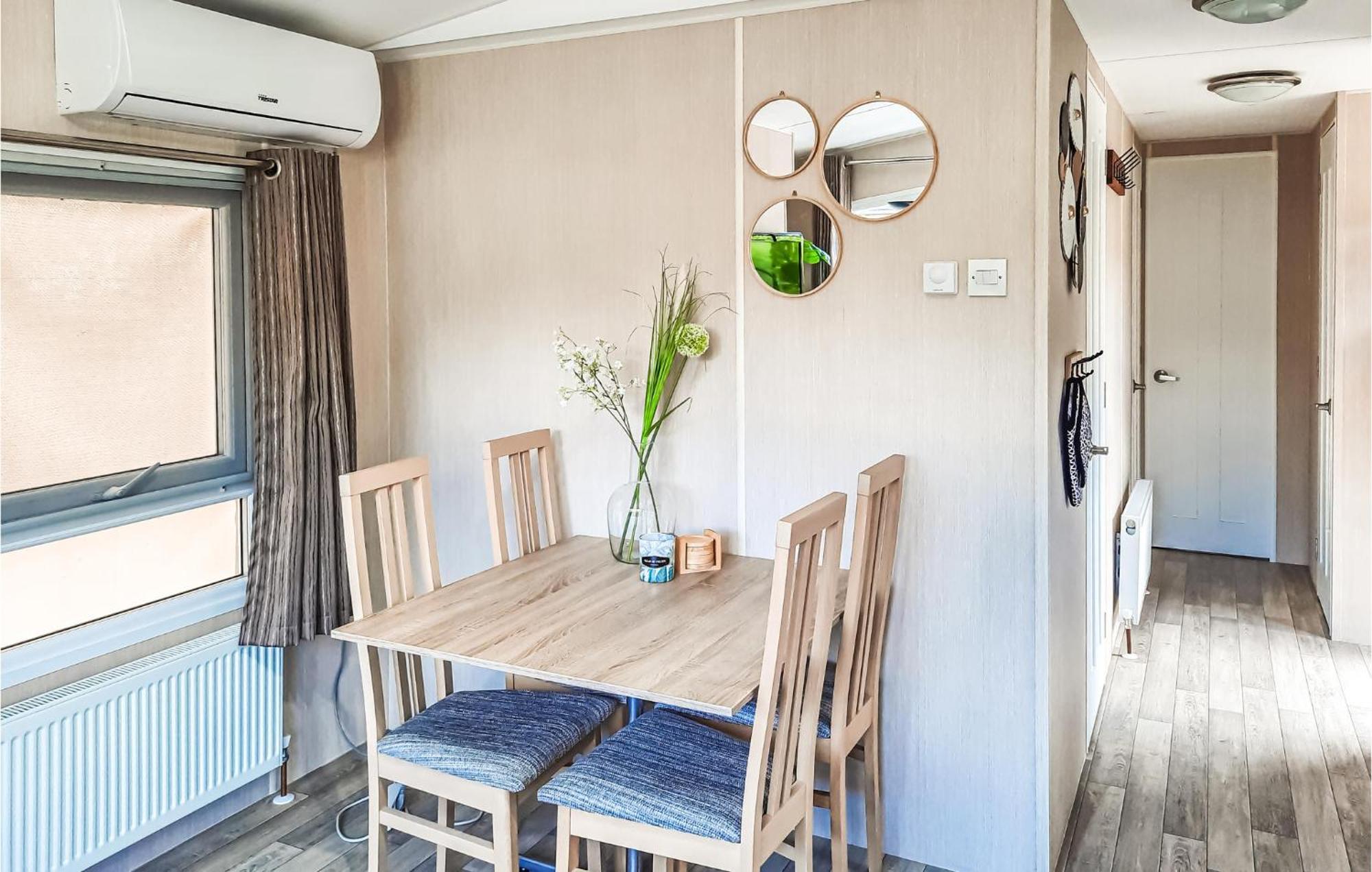 3 Bedroom Beautiful Home In Heinkenszand المظهر الخارجي الصورة